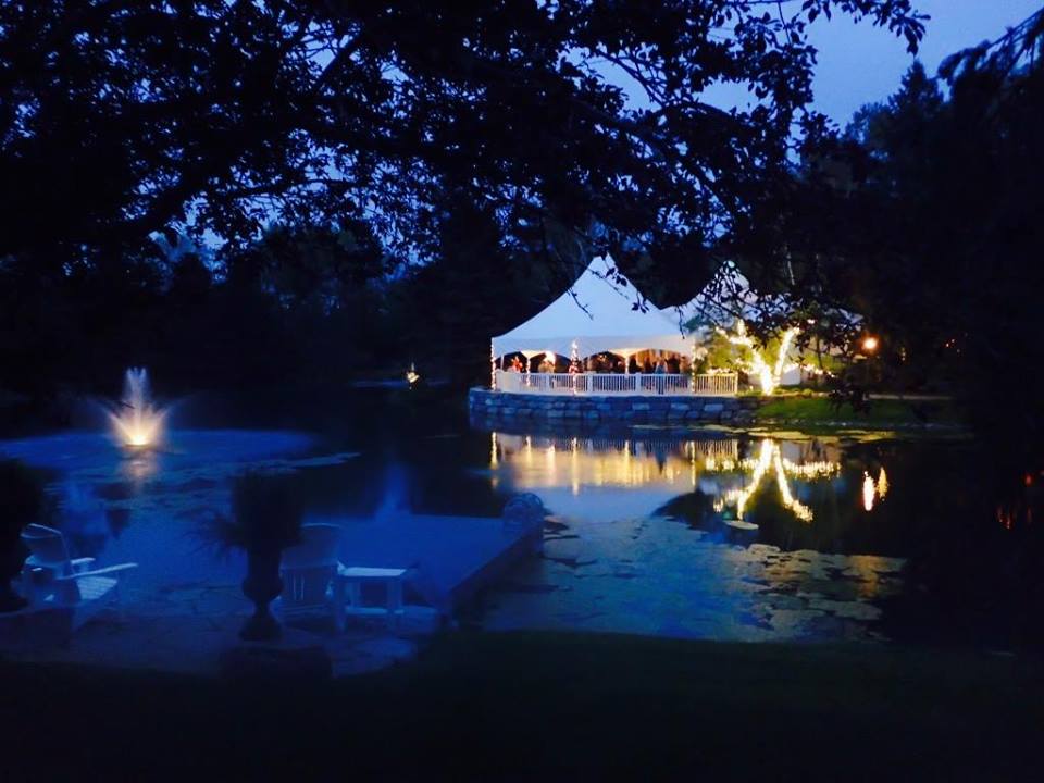 Gazebo at Nestleton Waters Inn